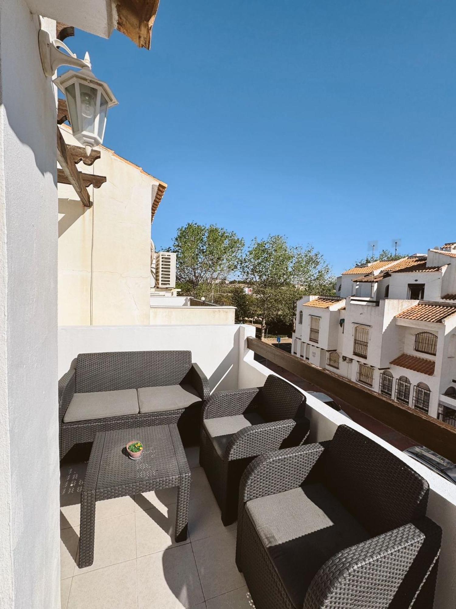 Apartment El Paraiso, 1 Bedroom 300M From The Sea Torrevieja Exterior foto